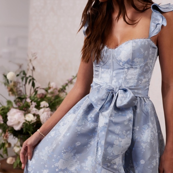 The Veronica Dress in Denim Blue Windsor - Picture 3 of 6